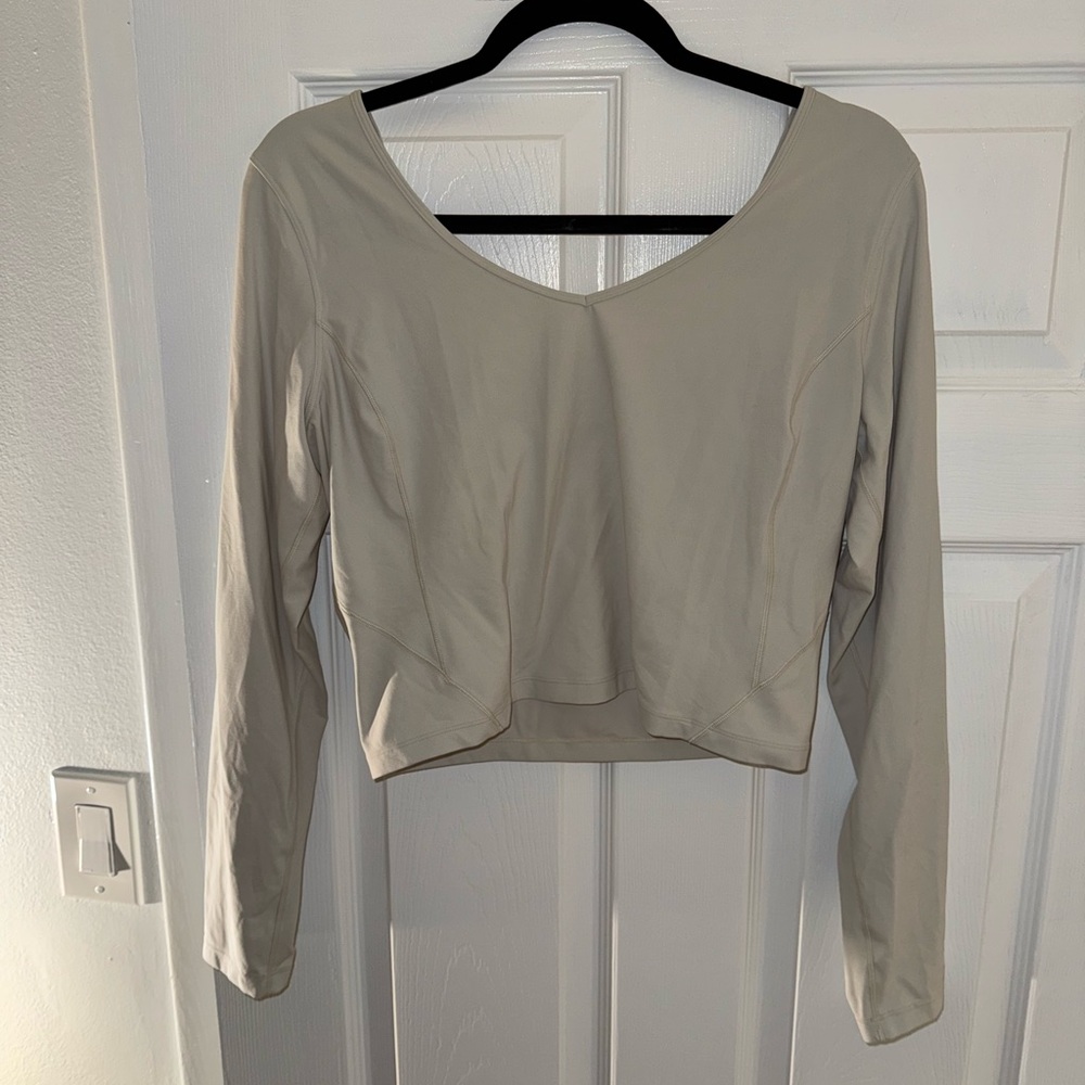 Lululemon Athletica Beige Long Sleeve Blouse